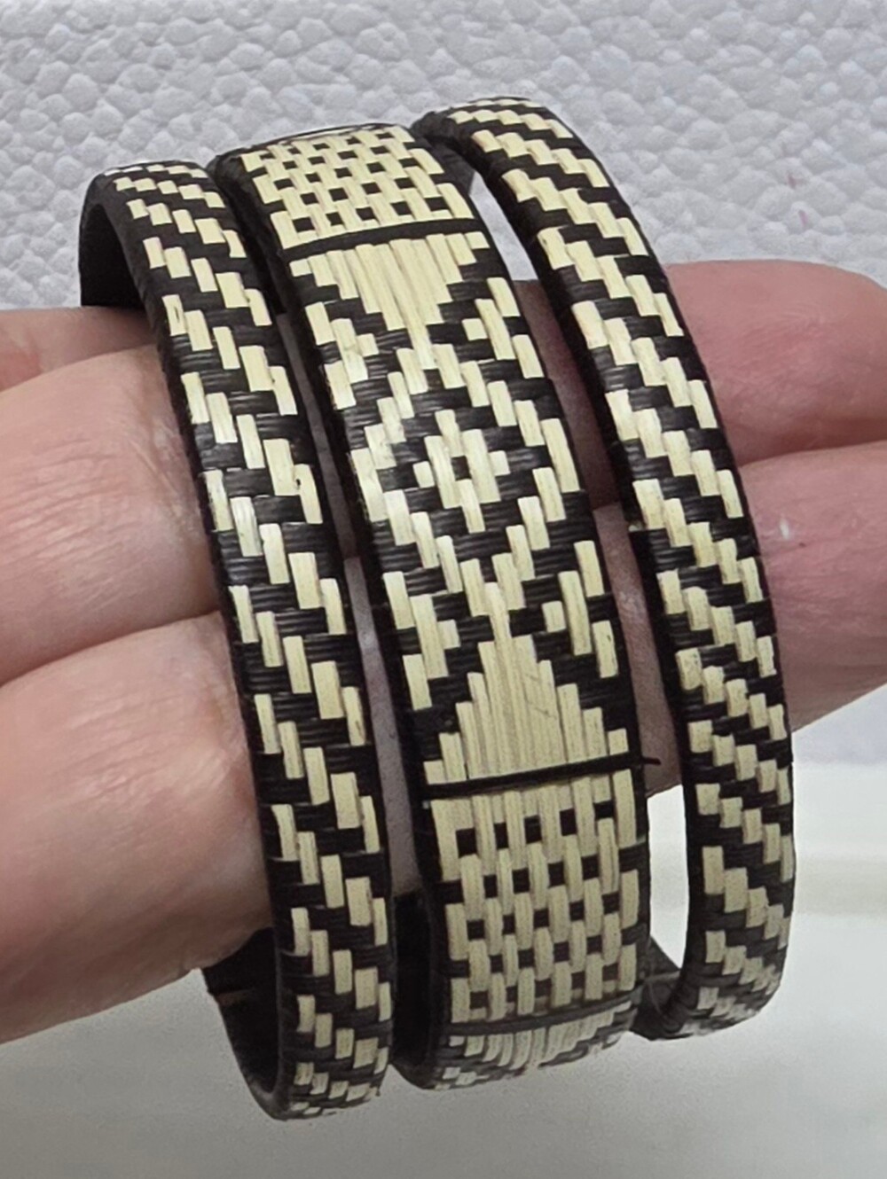 Handwoven Caña flecha cuff bracelet,